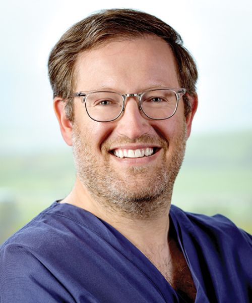 Dr. Jeffrey Welder, opthalmologist, and cataract and glaucoma specialist